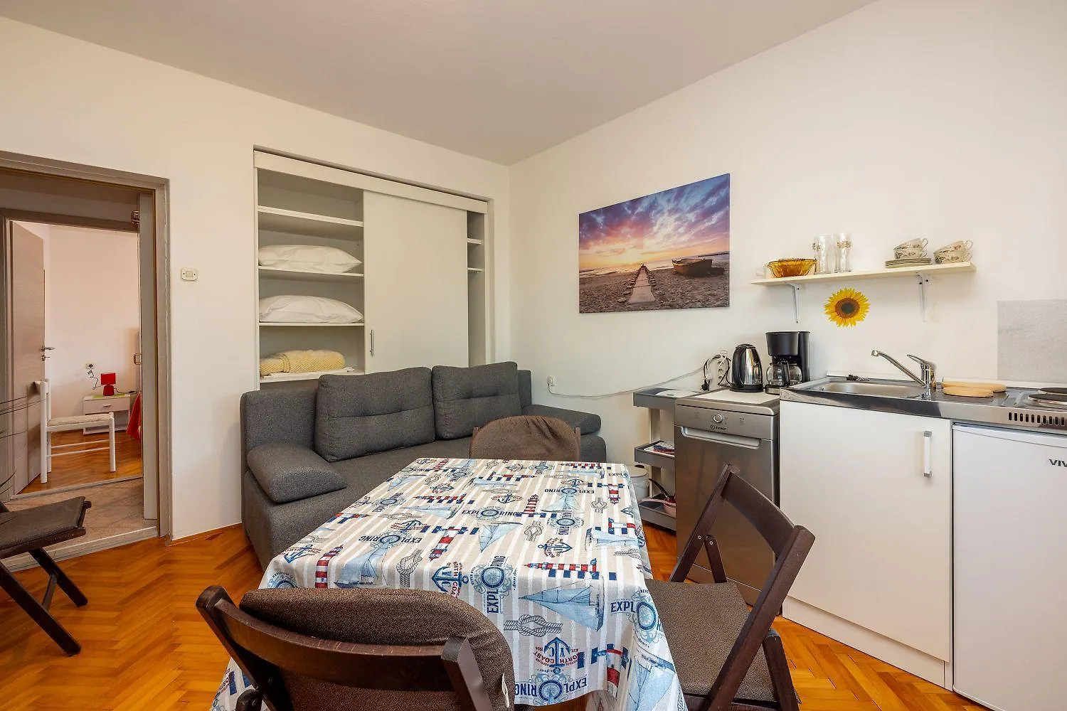 Traumhaftes Apartment Nur 150 Meter Zum Strand Mit Meerblick, Liege, Grill, Hundefreundlich Dramalj